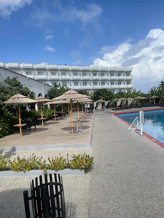 Pool Irene Palace Beach Resort