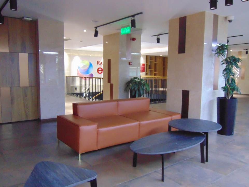 Lobby Ramada Encore by Wyndham Tashkent