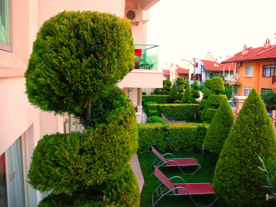 Gartenanlage Hotel Grand Cettia