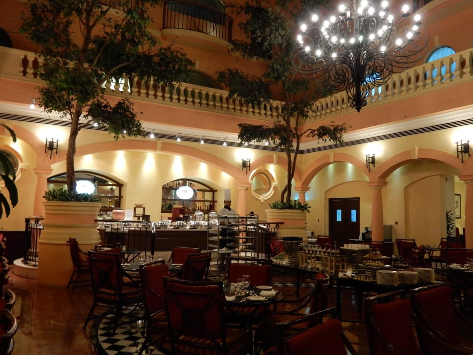 Restaurant Grand Excelsior Hotel Deira