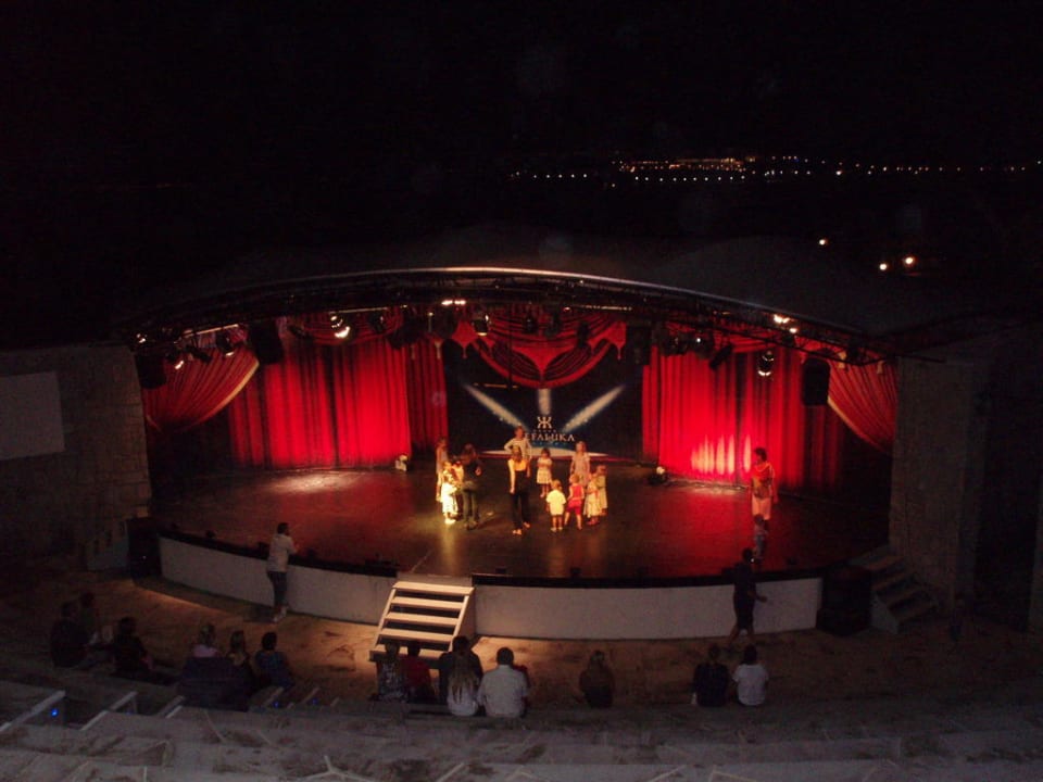Animation am Abend Kefaluka Resort Bodrum