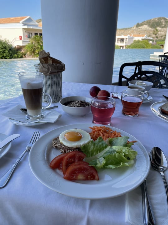 Gastro La Marquise Luxury Resort Complex