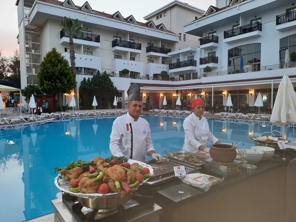 Gastro Side Aquamarin Resort & Spa