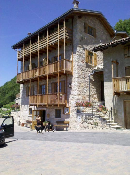 Hofansicht Hotel Agritur Masi Brenta