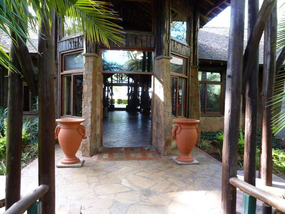 Eingang Ol Tukai Lodge