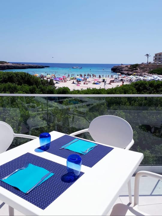 Ausblick FERGUS Style Carema Beach