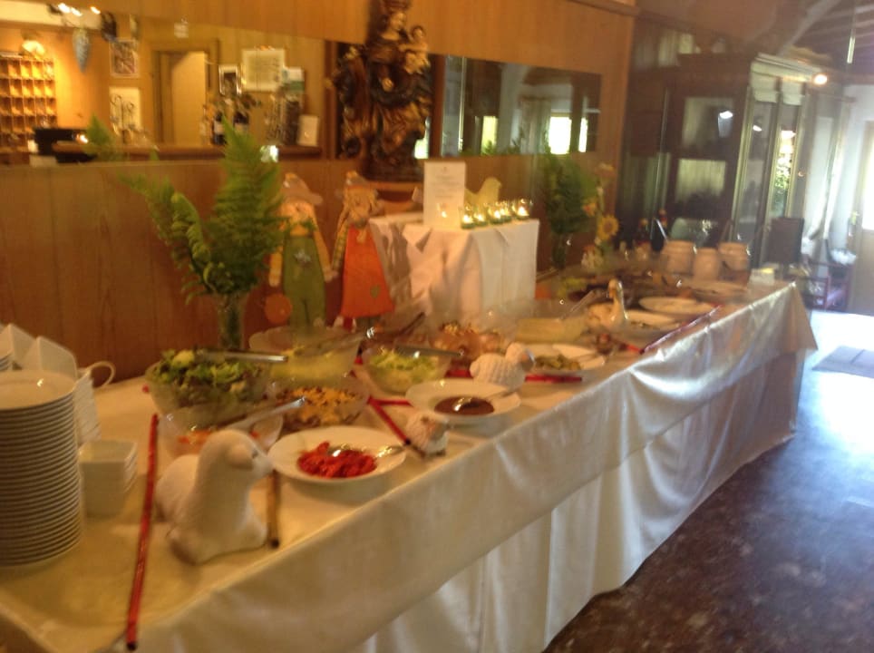 Salatbüffet Embacher Sporthotel