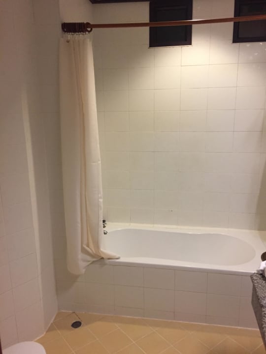 Bad Thai House Beach Resort