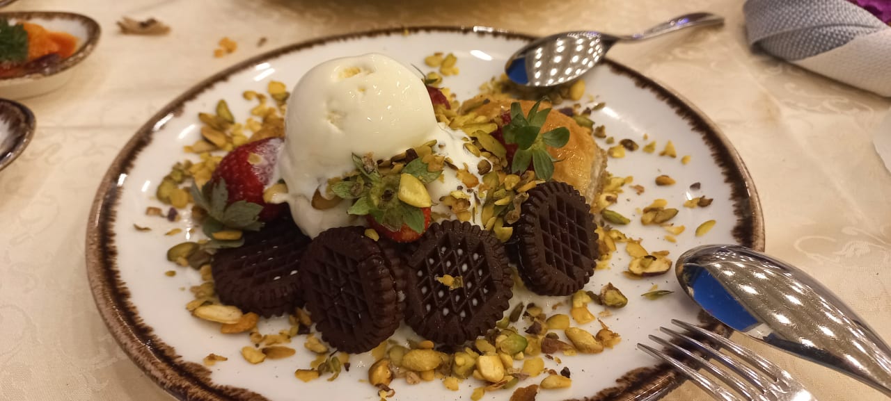 Gastro Victory Be Mine Hotel