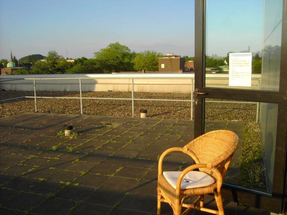 Dachterrasse des Saunabereichs Hotel NH Oberhausen