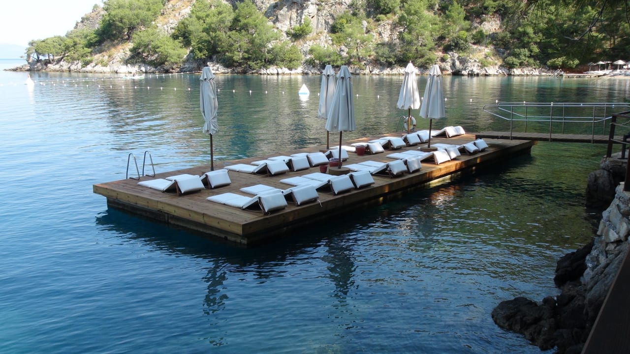 Zum Silent Beach Hillside Beach Club