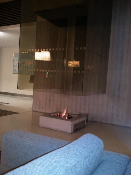 Gemütliche Lobby mit Bar Mercure Tallinn