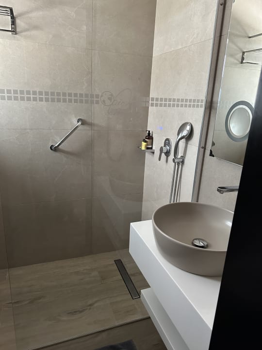 Zimmer Gaia Garden Hotel