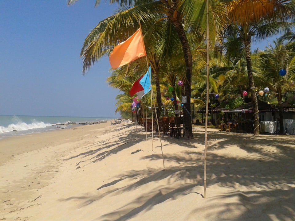 Strand vor dem Anandah-Resort Anandah Beach Resort