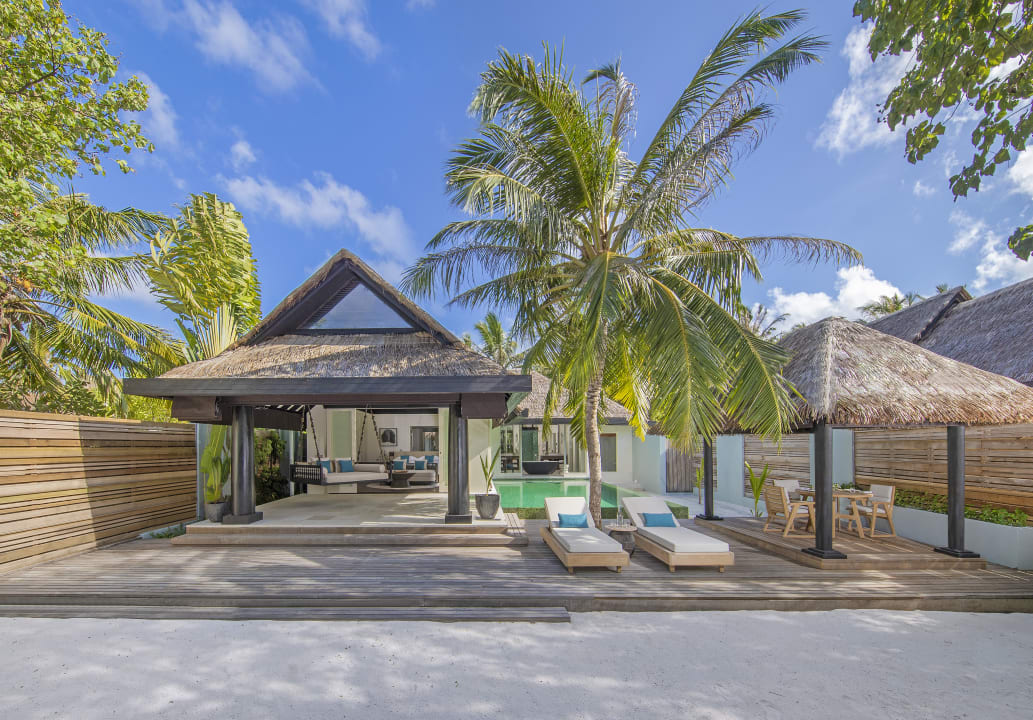 Zimmer Naladhu Private Island Maldives