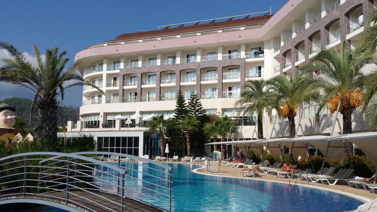 Pool DoubleTree by Hilton Antalya-Kemer