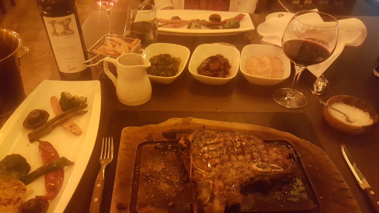 Gastro Gloria Serenity Resort