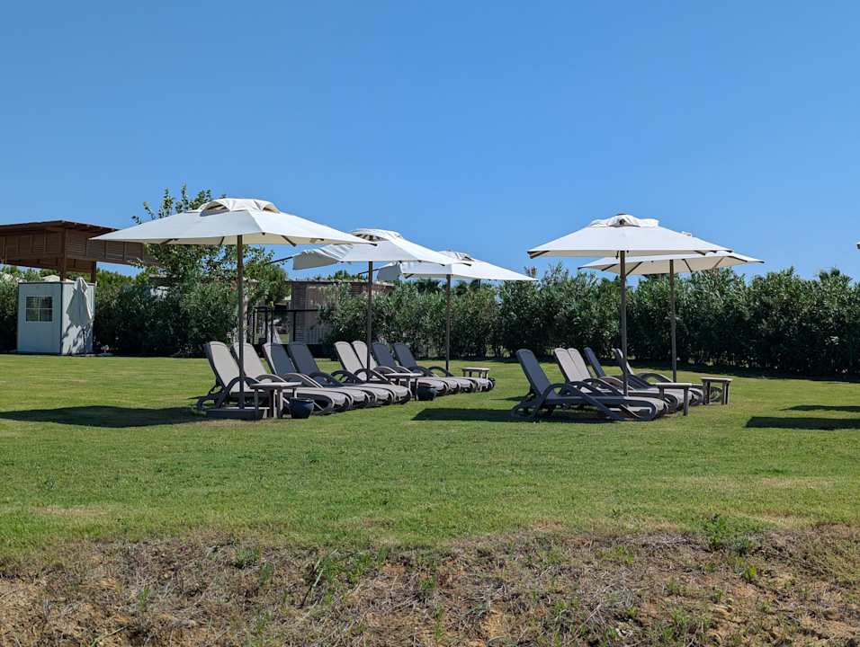 Gartenanlage Jacaranda Luxury Resort