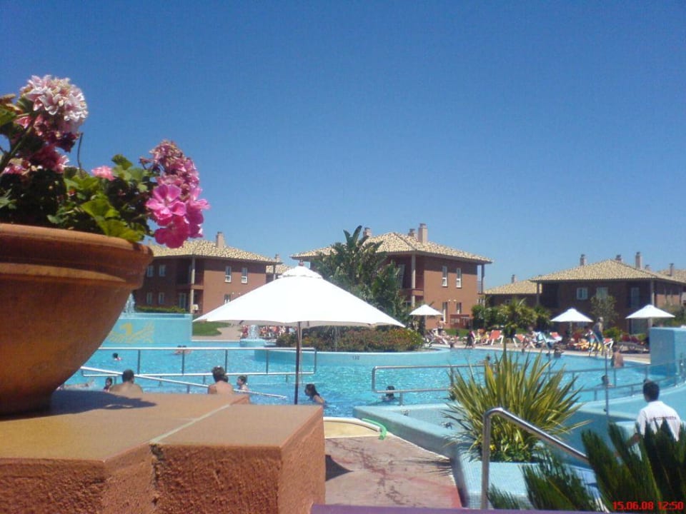 Pool von der Hotellobby aus Ilunion Sancti Petri