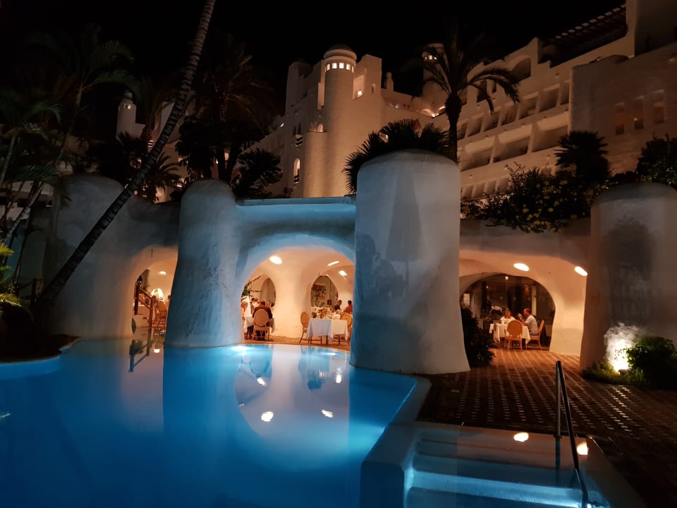 In Abendstimmung Dreams Jardín Tropical