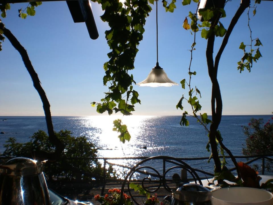 Abendessen auf der Terrasse Hotel Costa Dorada
