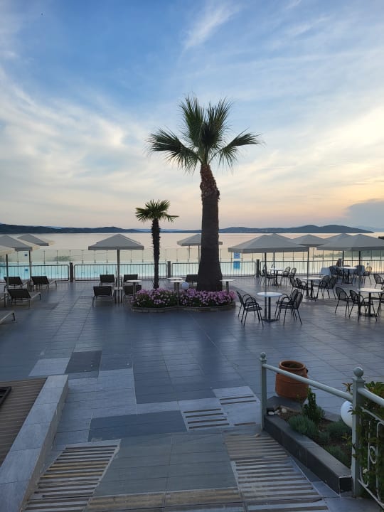 Ausblick Akrathos Beach Hotel