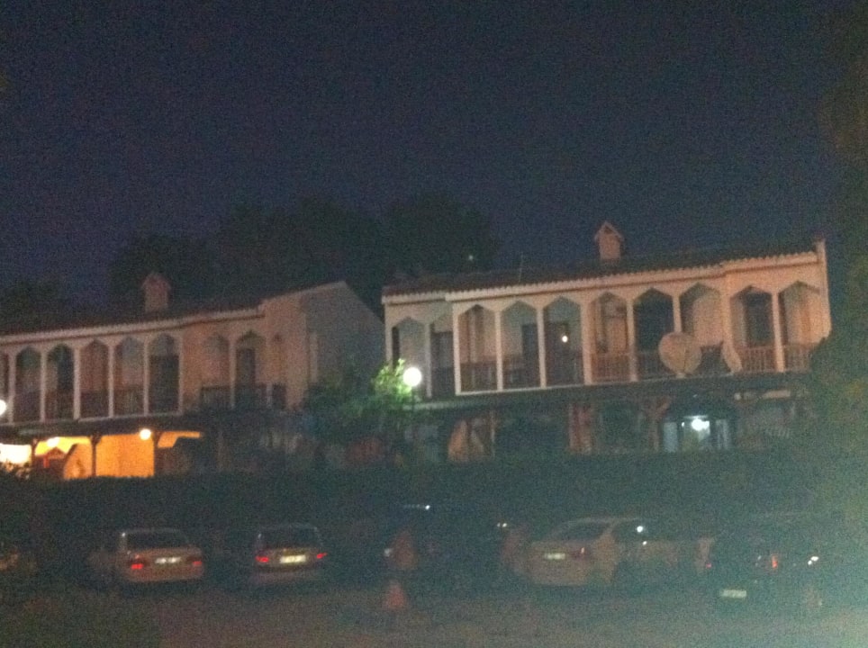 Bungalows mit Gartenanlage Antik Garden