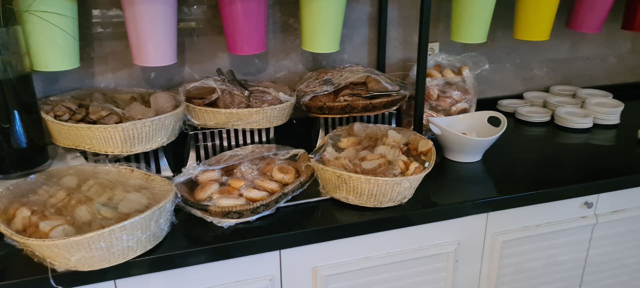 Gastro Well Palace Side