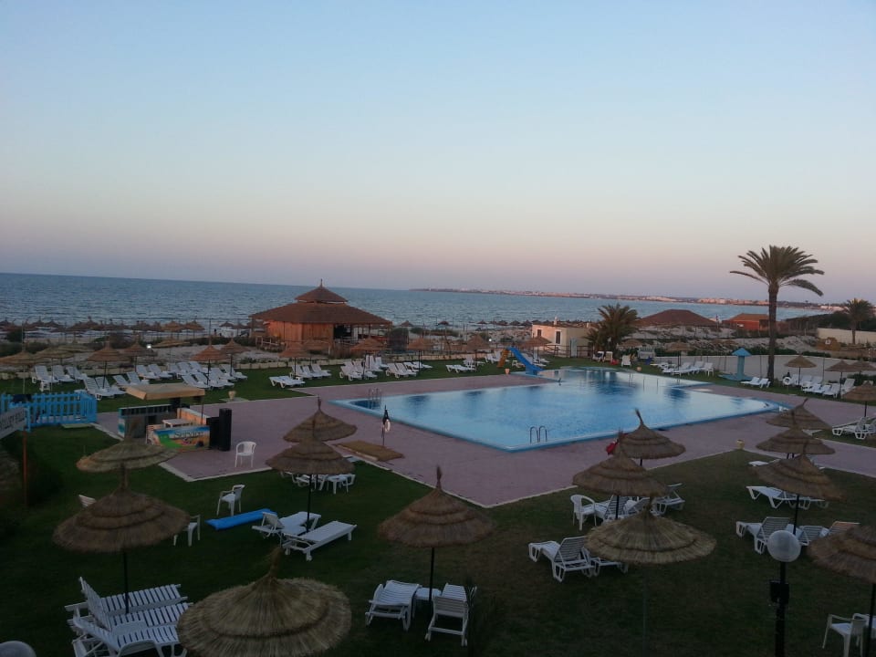 Sonnenuntergang vom Zimmer Hotel Neptunia Skanes