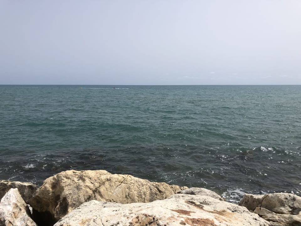 Strand Side Story Resort & Spa