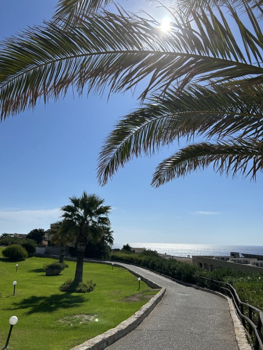 Außenansicht Hotel Kalithea Horizon Royal