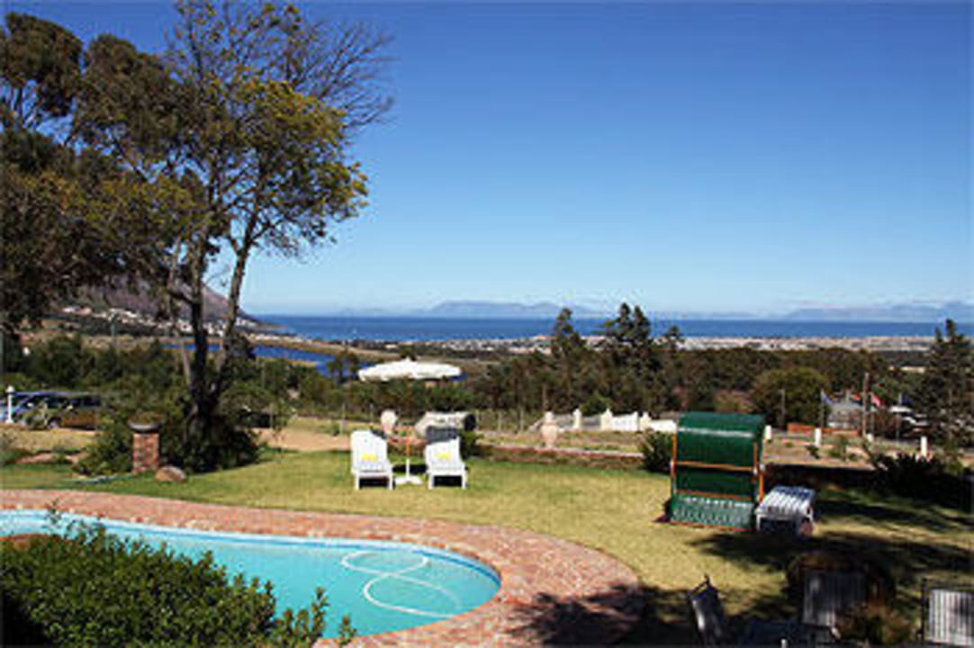 Schwimmbad Apricot Gardens Guesthouse