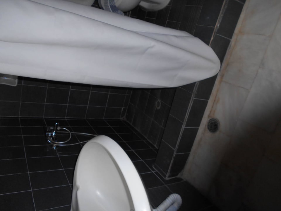 Nix mit Duschen  Scaleta Beach Hotel