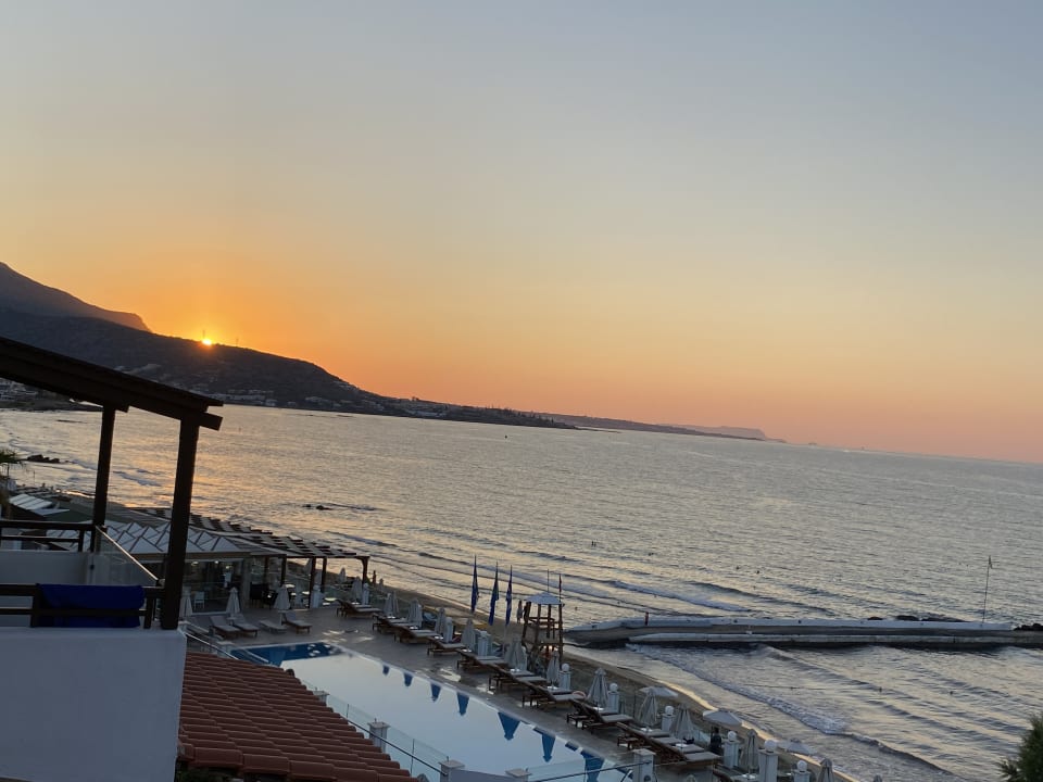 Ausblick Alexander Beach Hotel & Village Resort