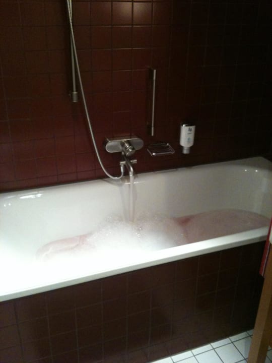 Badewanne Auszeit Hotel Düsseldorf