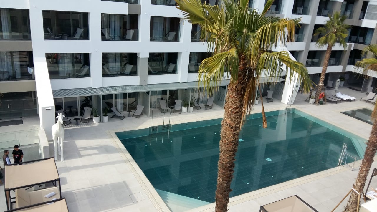 Pool INNSIDE by Meliá Palma Bosque