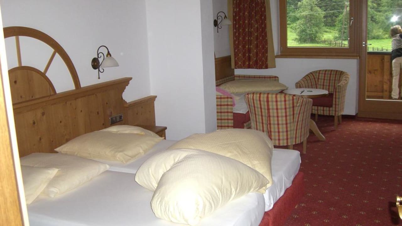 Doppelbett Auenhotel