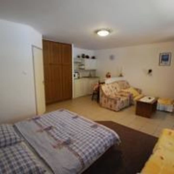 Apartement Apartment Aurora Ház