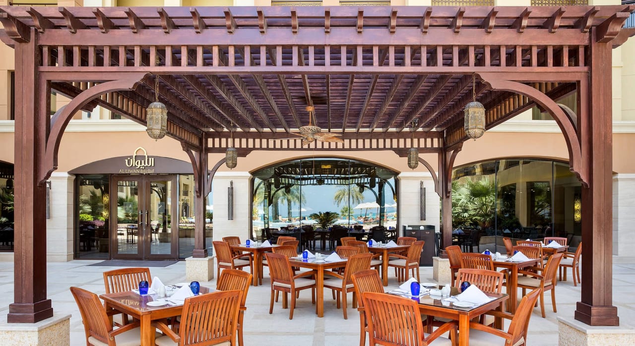 Gastro Pullman Resort Al Marjan Island