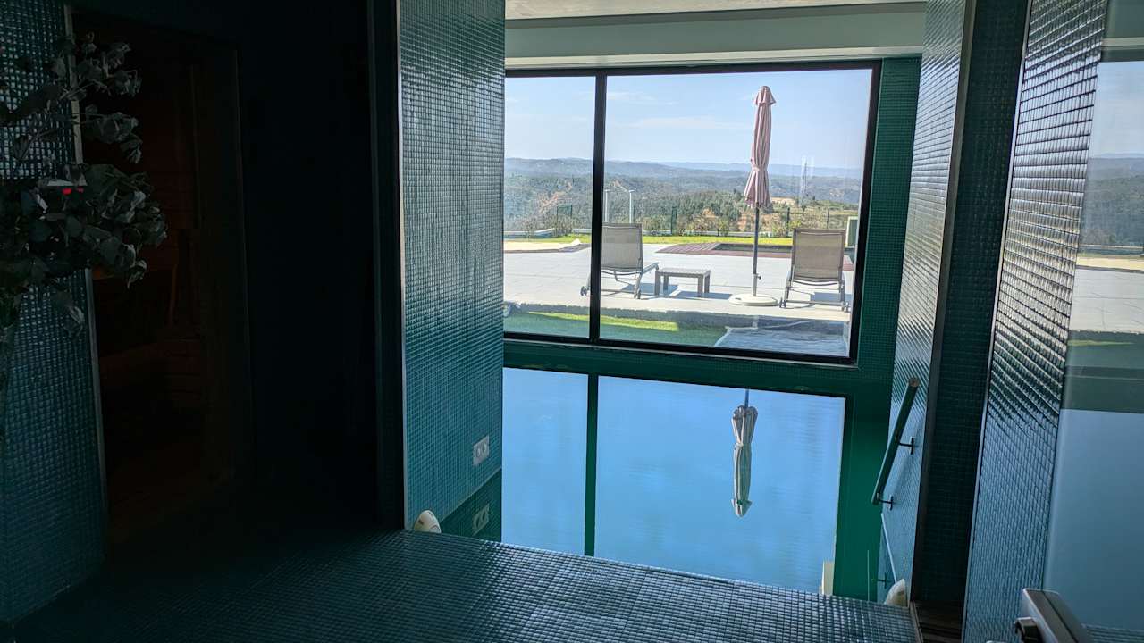 Pool Enigma - Nature & Water Hotel