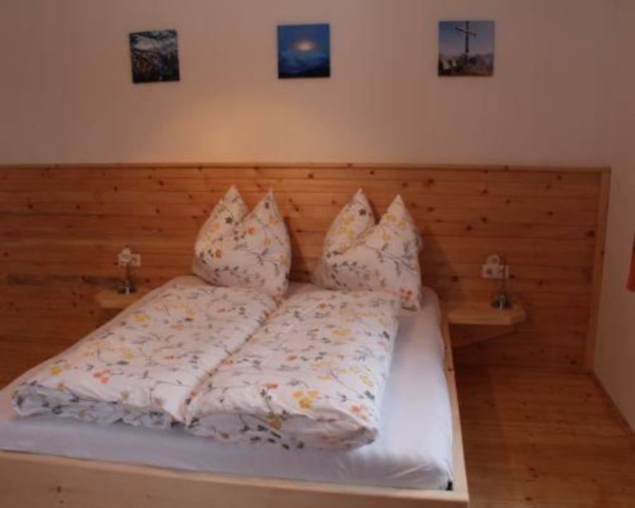 Zirbenbett Biohof Sturmhof