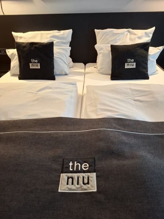 Zimmer Holiday Inn - the niu, Square Mannheim