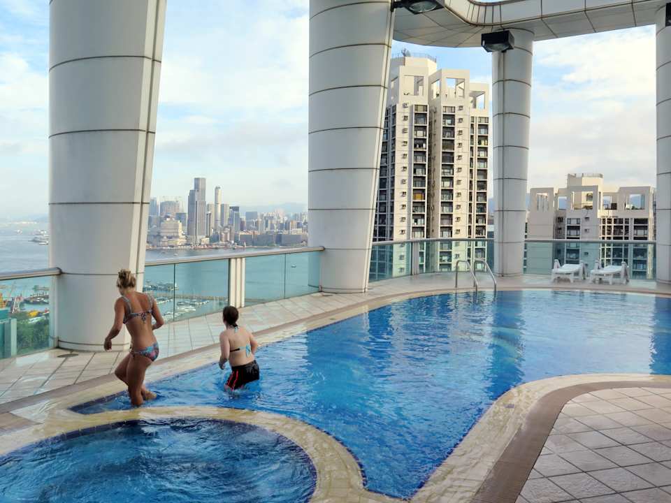 Pool Metropark Hotel Causeway Bay Hong Kong