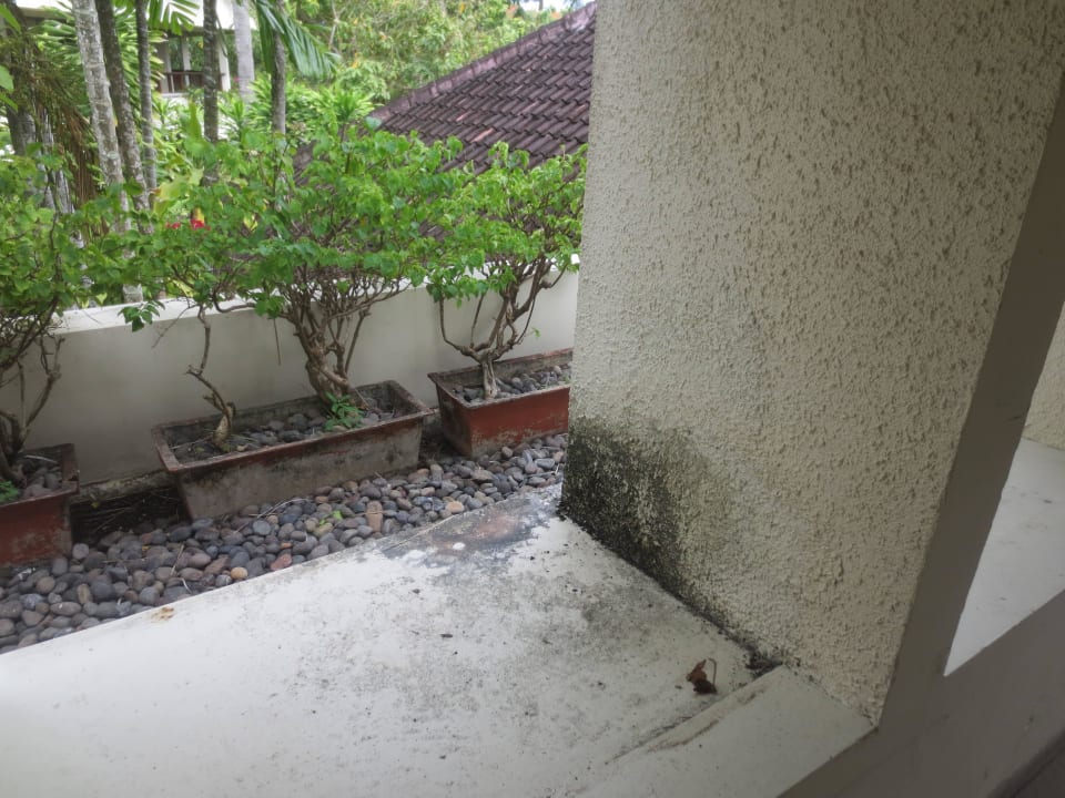 Die Gänge vor den Zimmern Nusa Dua Beach Hotel & Spa