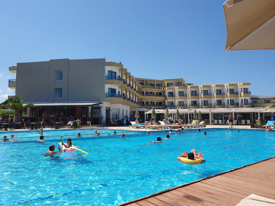 "Pool" Hotel Aphrodite Beach Club (Kato Gouves) • HolidayCheck (Kreta ...