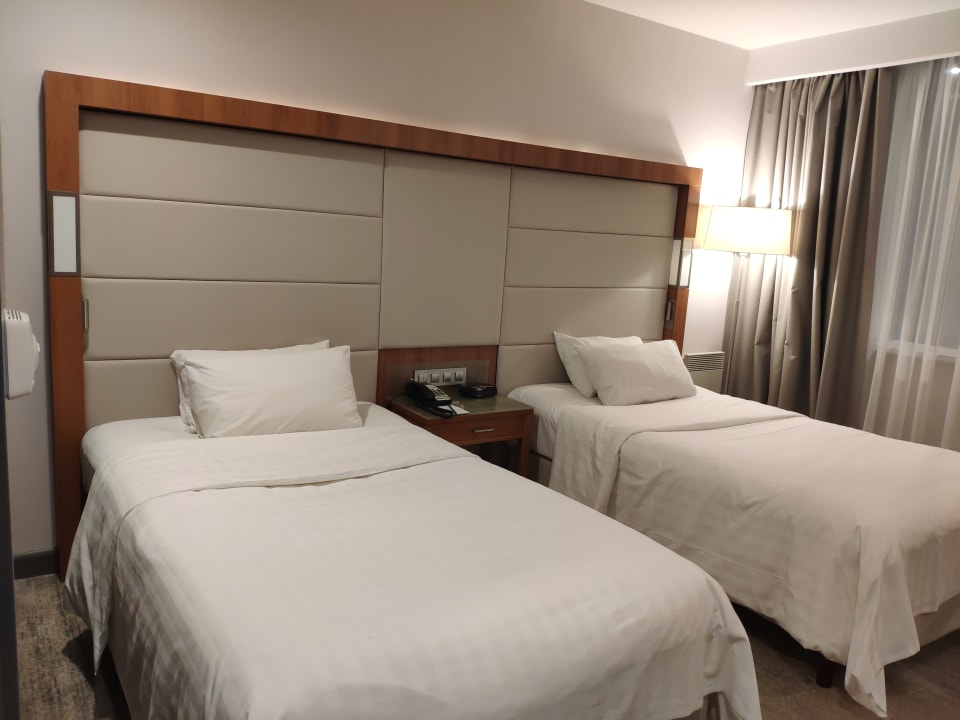 Zimmer Courtyard Hotel by Marriott Moscow City Center