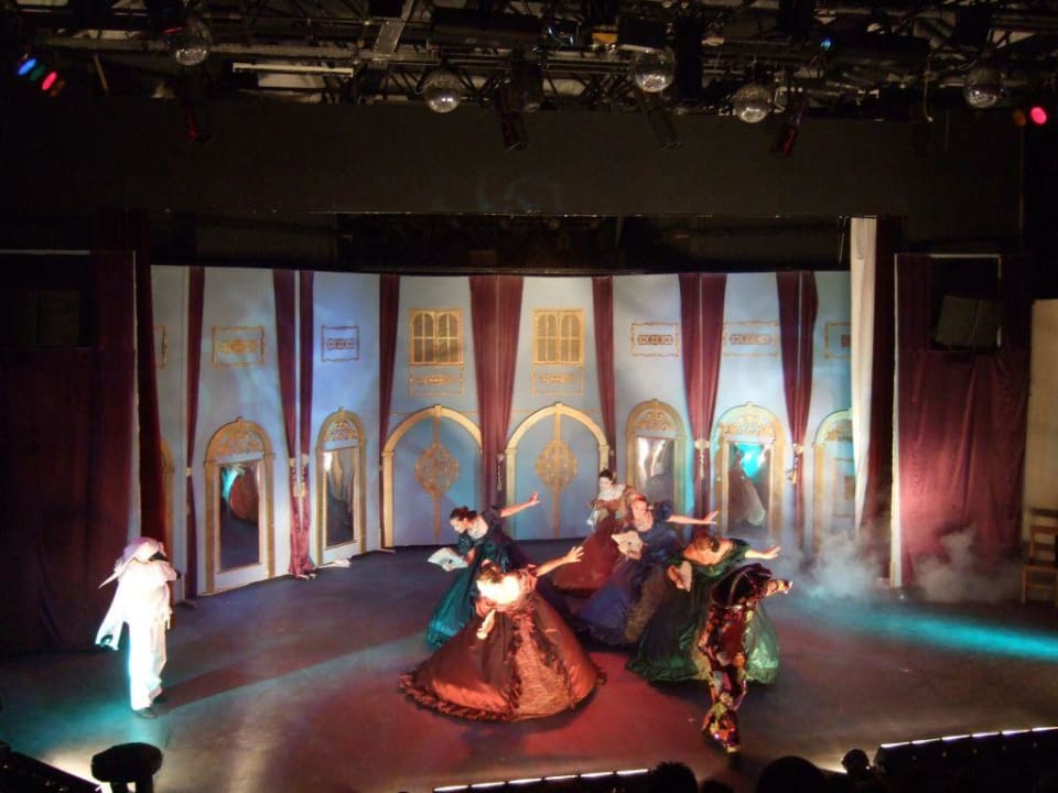 Show am Abend - Täglich Hillside Beach Club