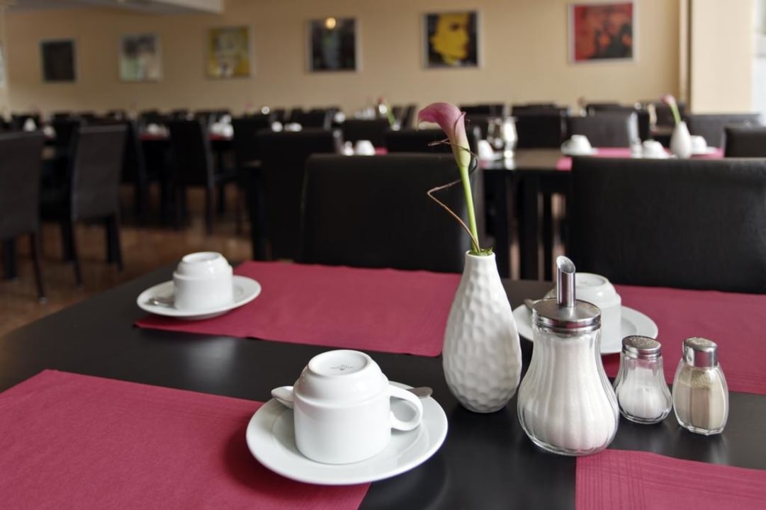 Frühstück PLAZA INN Hamburg Moorfleet