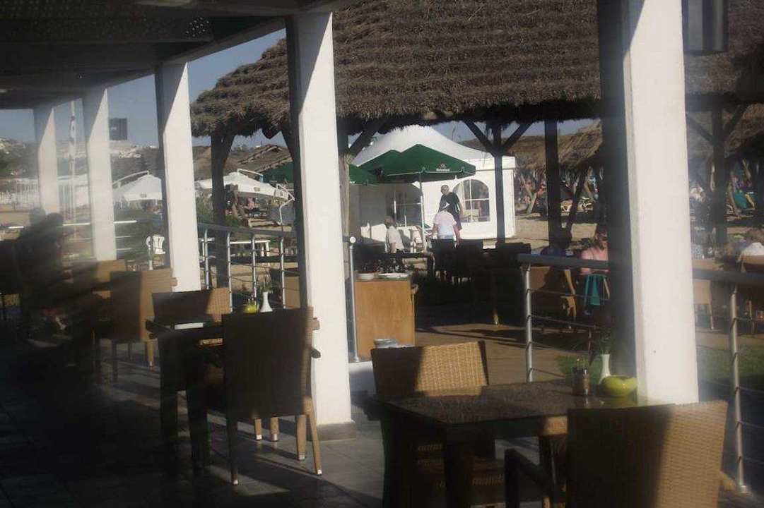 Blick vom Strandrestaurant The Orangers Beach Resort and Bungalows