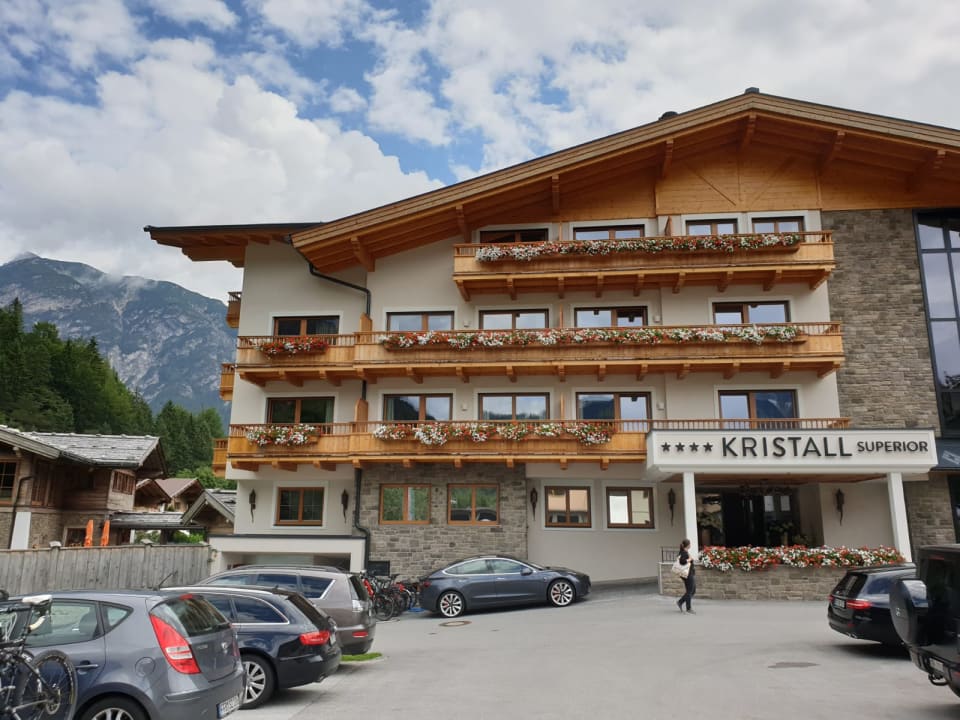 Außenansicht Verwöhnhotel Kristall